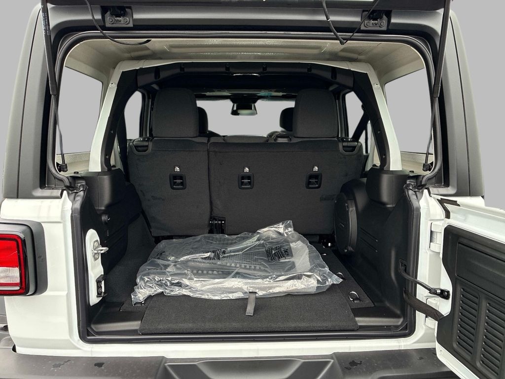 New 2026 Jeep Wrangler 4-DOOR WILLYS Sport Utility