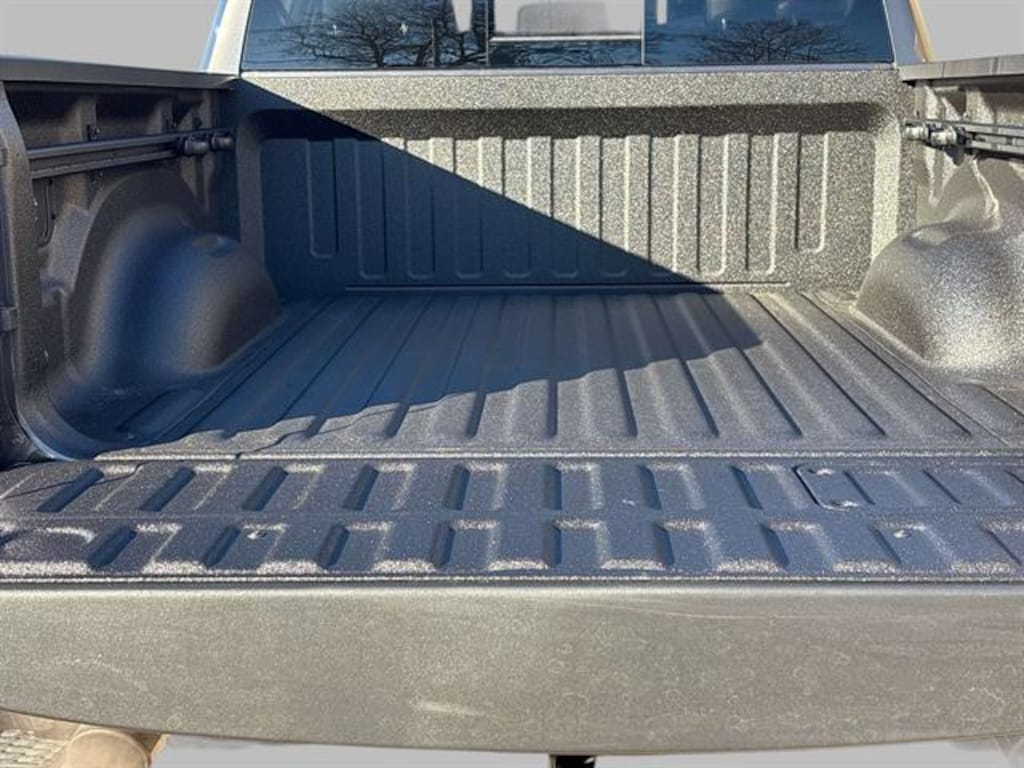 New 2026 Ram 1500 LARAMIE CREW CAB 4X4 5'7 BOX Pickup