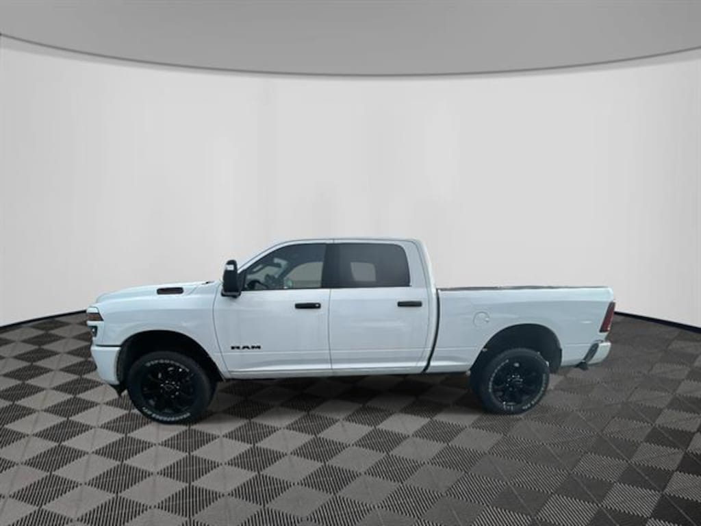 New 2026 Ram 2500 BIG HORN CREW CAB 4X4 6'4 BOX Pickup