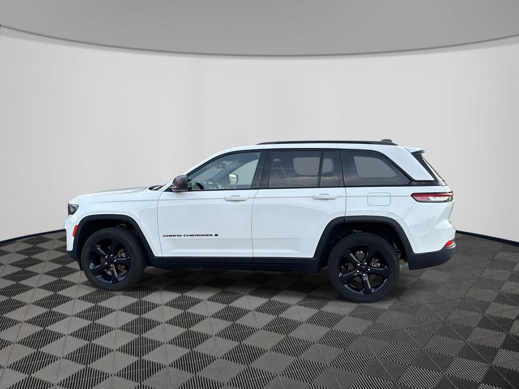 Used 2023 Jeep Grand Cherokee Altitude X SUV