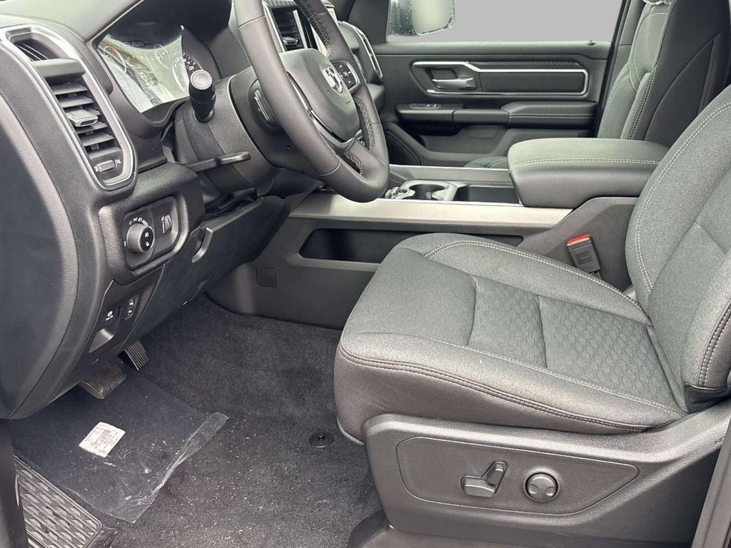 2026 RAM 1500 Big Horn/Lone Star - Photo 6