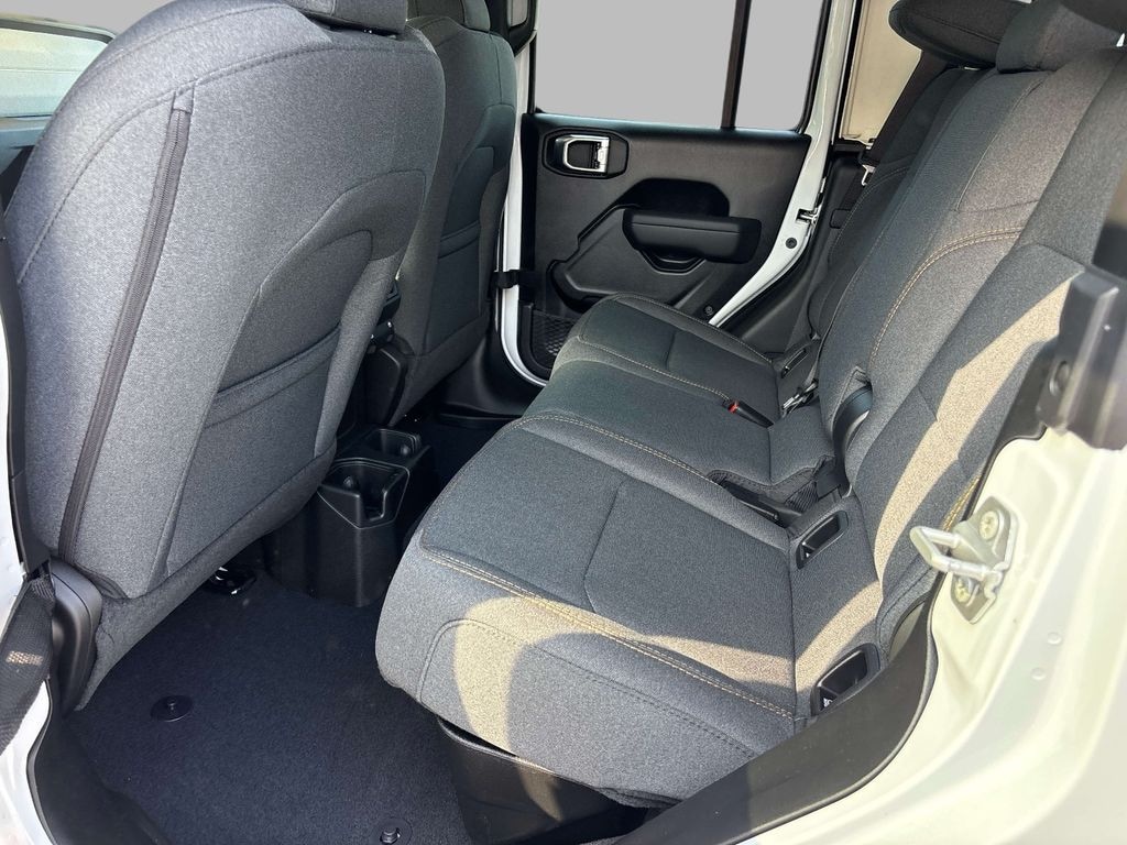 New 2026 Jeep Gladiator SPORT S 4X4 Pickup