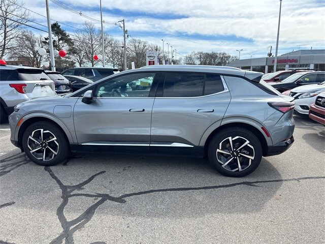 2024 Chevrolet Equinox EV 1LT photo 4