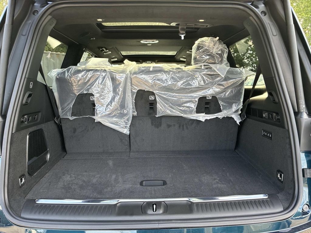 New 2026 Jeep Grand Wagoneer SUMMIT RESERVE 4X4 Sport Utility