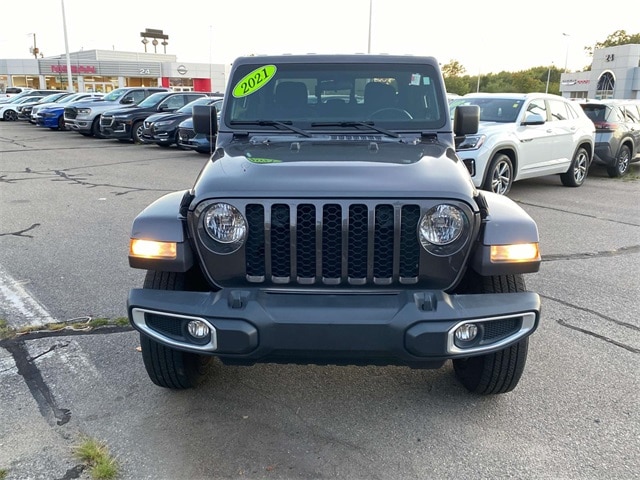 2021 Jeep Gladiator Sport S photo 2