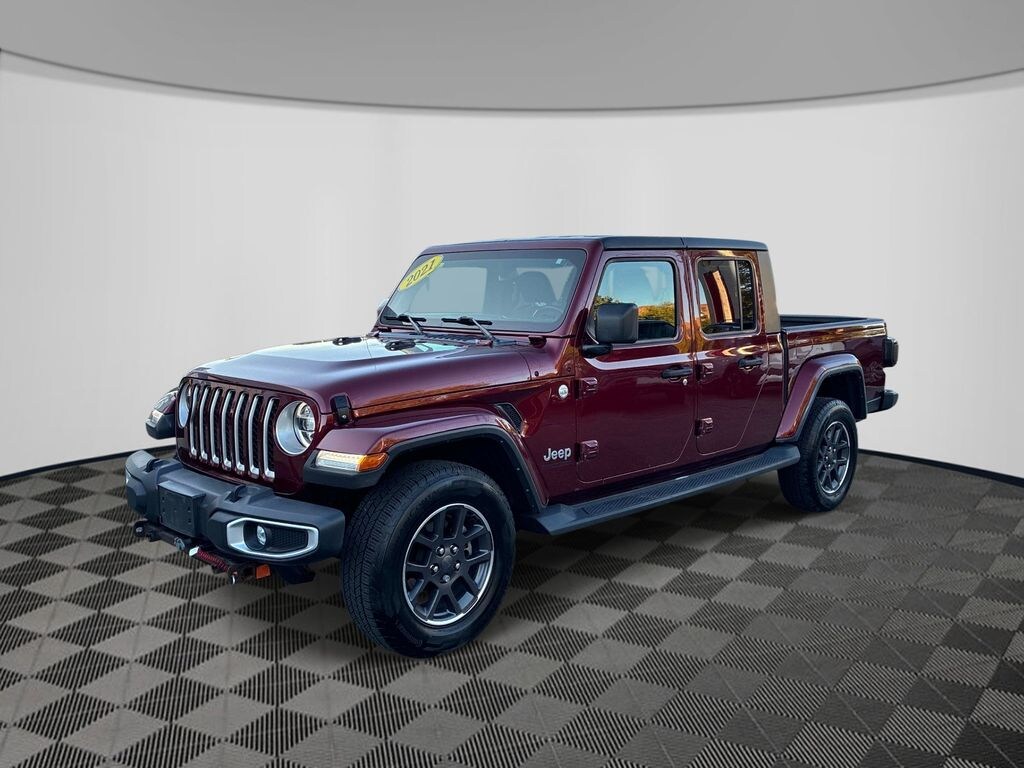 Used 2021 Jeep Gladiator Overland Truck