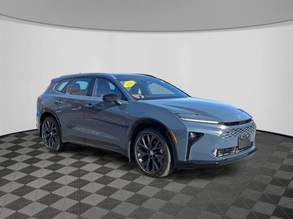 Used 2025 Toyota Crown Signia Limited SUV