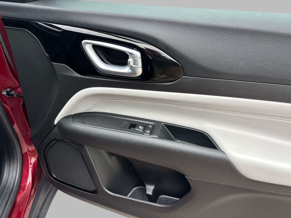 2022 Jeep Compass Limited - Photo 18