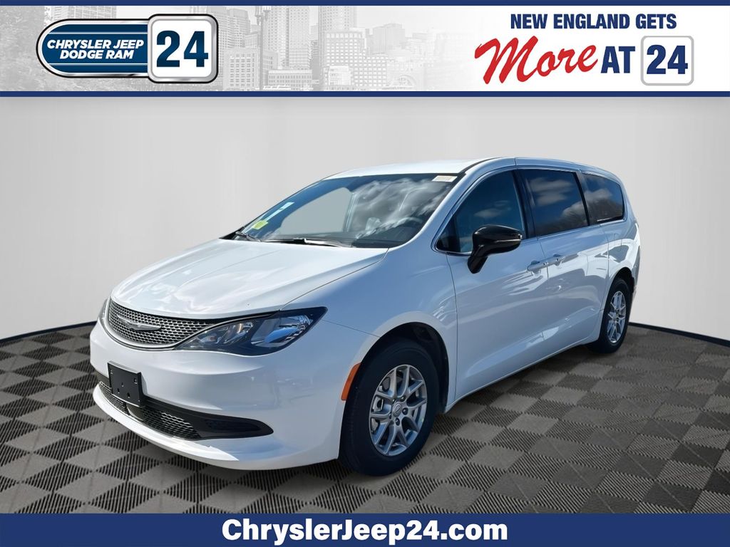 2026 Chrysler Voyager LX