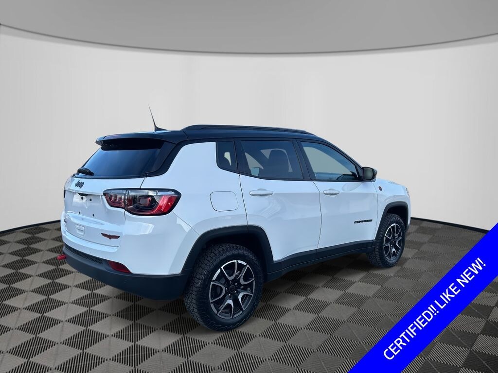 Used 2026 Jeep Compass Trailhawk SUV