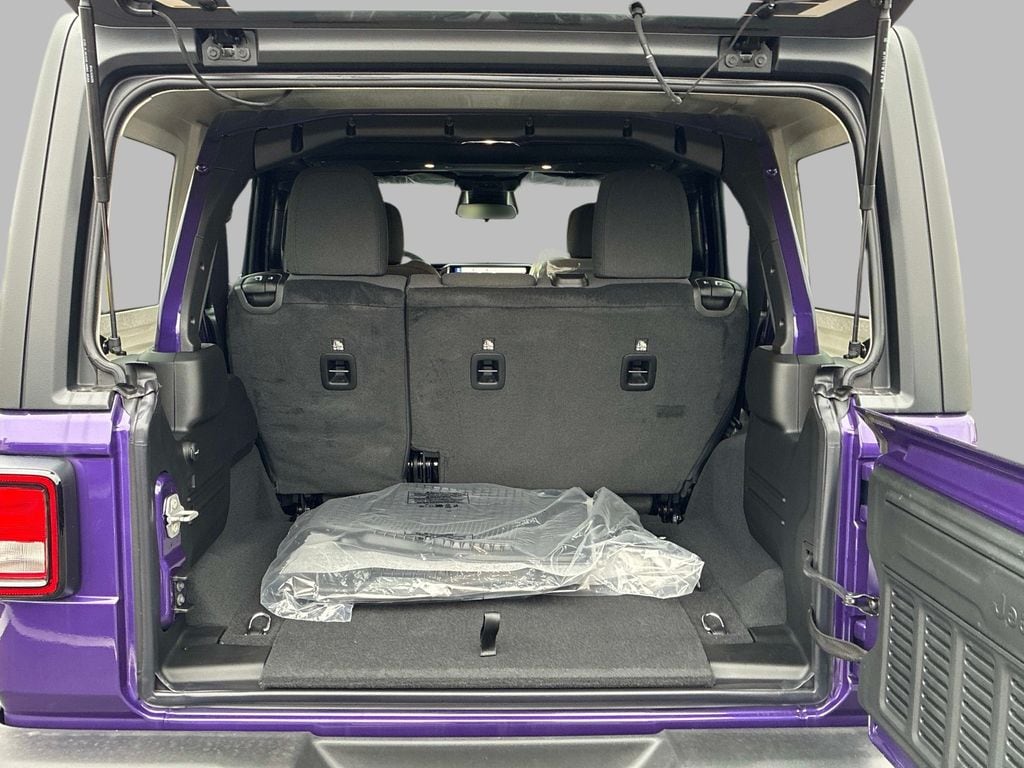 New 2026 Jeep Wrangler 4-DOOR SPORT S Sport Utility