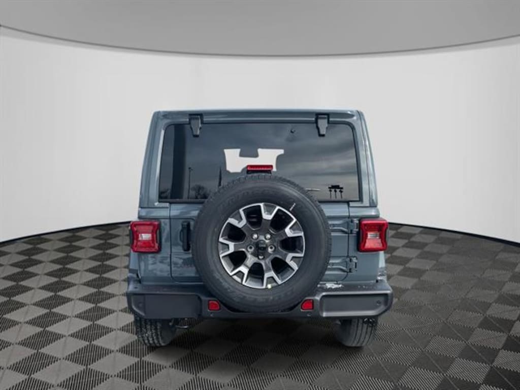 New 2026 Jeep Wrangler 4-DOOR SAHARA Sport Utility