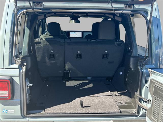 2025 Jeep Wrangler Sport S photo 4