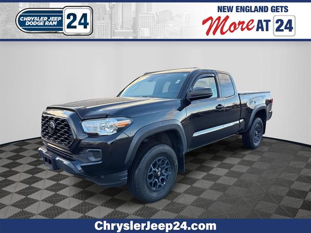 2021 Toyota Tacoma SR's photo