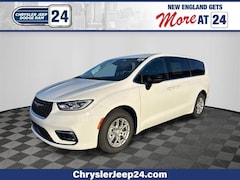 2026 Chrysler Pacifica SELECT Passenger Van