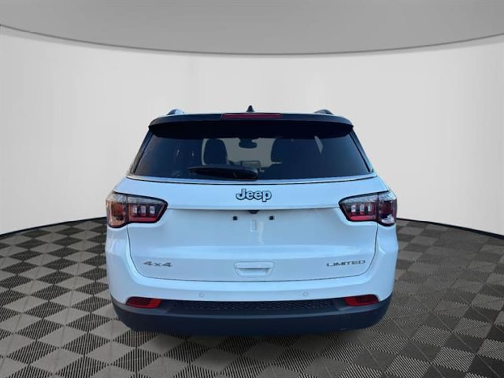 New 2026 Jeep Compass LIMITED 4X4 Sport Utility