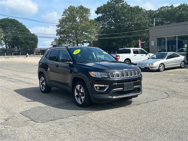 2017 Jeep Compass Limited photo 3