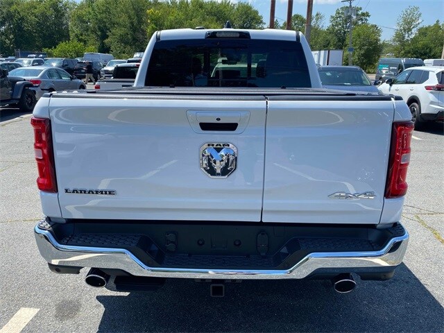2025 Ram 1500 Laramie photo 4