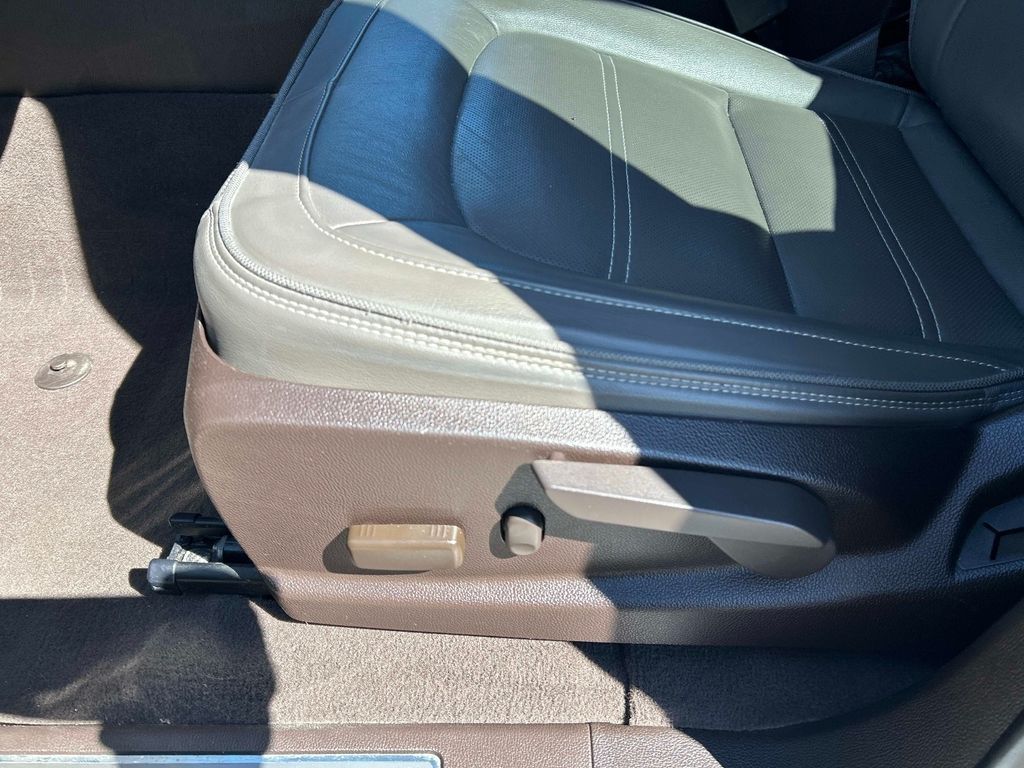 2022 GMC Canyon Denali - Photo 20
