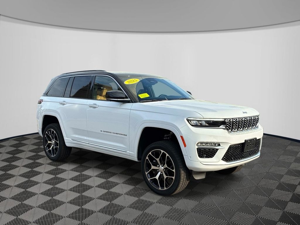Used 2025 Jeep Grand Cherokee Summit SUV