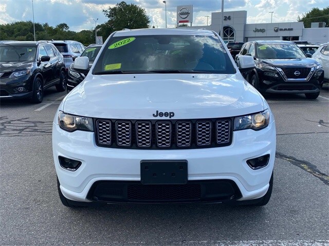 2022 Jeep Cherokee Laredo X photo 2