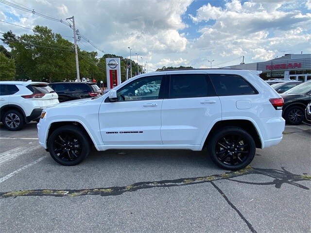 2022 Jeep Cherokee Laredo X photo 4