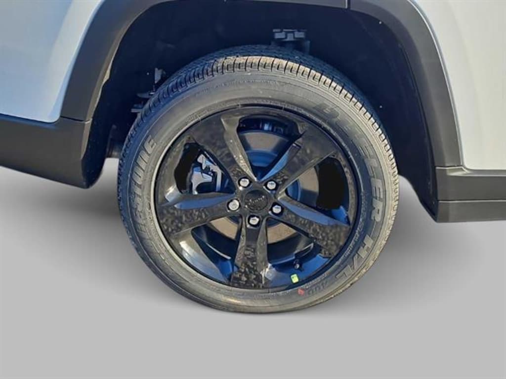 New 2025 Jeep Grand Cherokee L L ALTITUDE X 4X4 Sport Utility