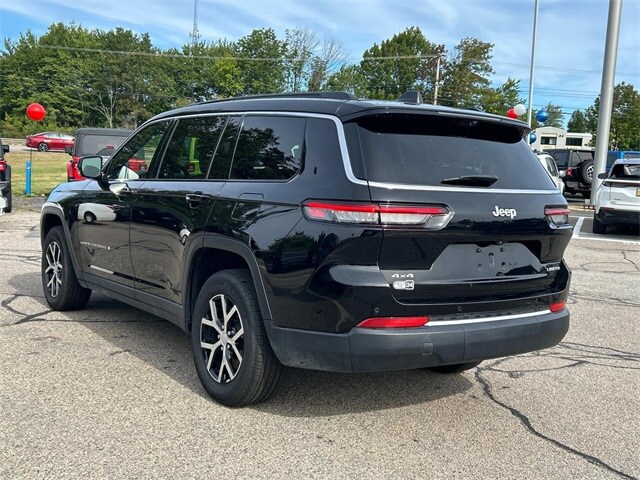 2024 Jeep Grand Cherokee Limited photo 3