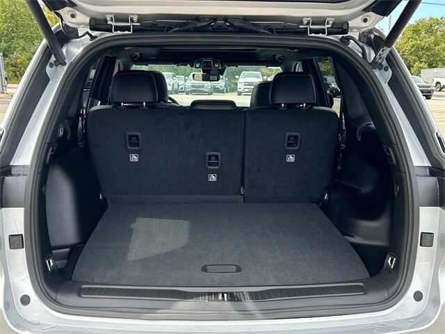 2025 Jeep Grand Cherokee Limited photo 4