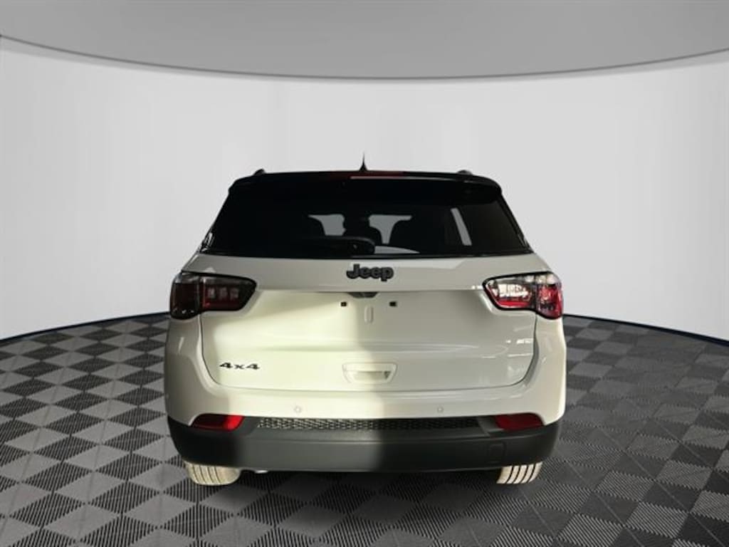 New 2026 Jeep Compass LIMITED ALTITUDE 4X4 Sport Utility