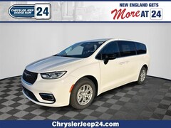 2026 Chrysler Pacifica SELECT Passenger Van