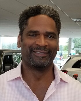 Staff member Lee Ruelas from ID_c9876259650b