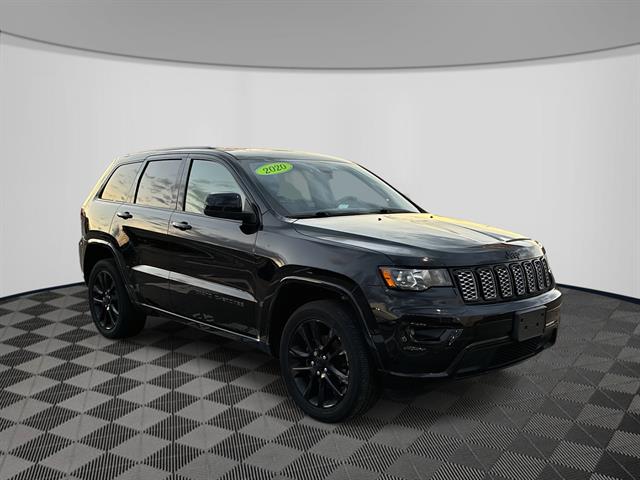2020 Jeep Grand Cherokee Laredo photo 3