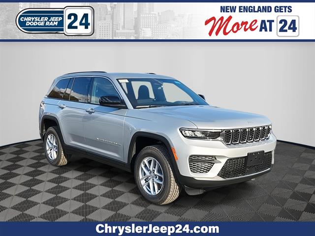 2025 Jeep Grand Cherokee Laredo's photo