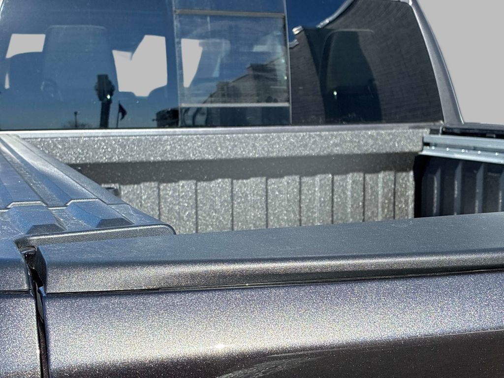 New 2026 Ram 1500 LARAMIE CREW CAB 4X4 5'7 BOX Pickup