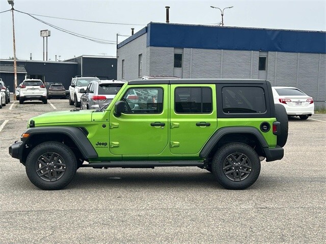 2025 Jeep Wrangler Sport S photo 2
