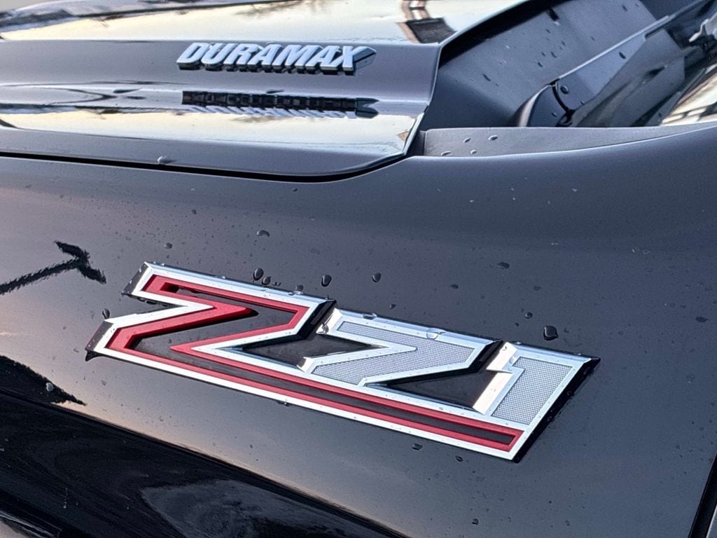 2023 Chevrolet Silverado 1500 LTZ - Photo 19