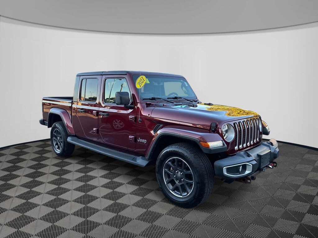 Used 2021 Jeep Gladiator Overland Truck