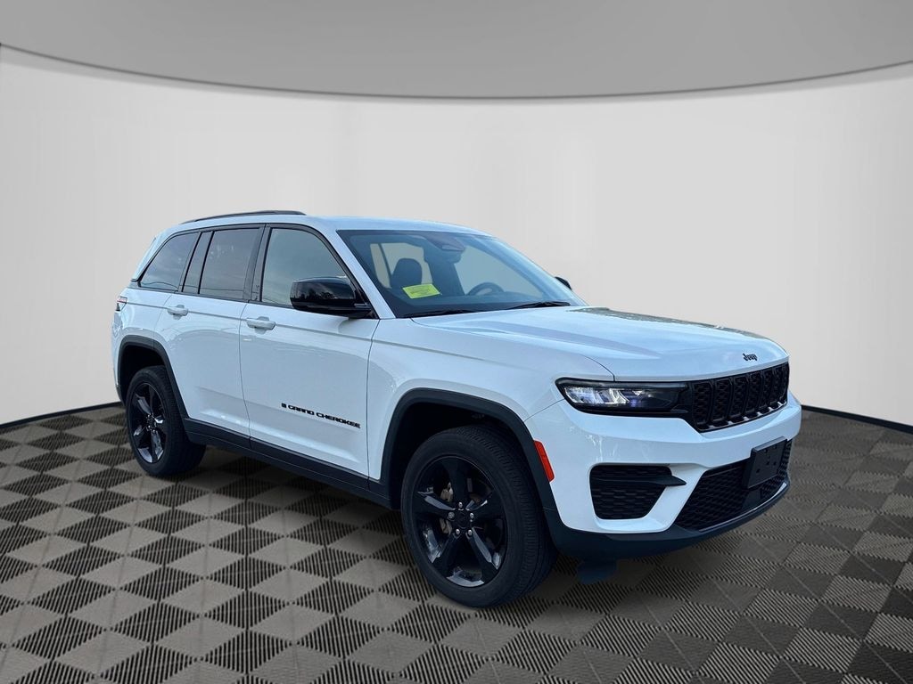 Used 2023 Jeep Grand Cherokee Altitude X SUV