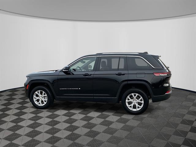2023 Jeep Grand Cherokee Limited photo 4