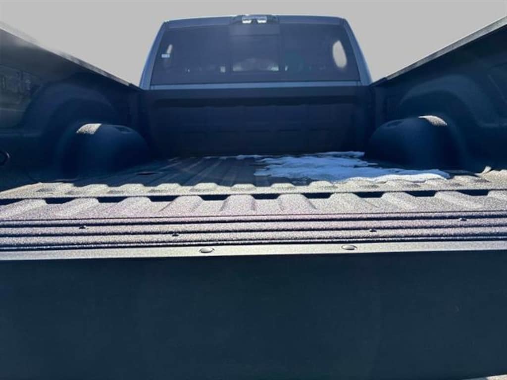 New 2026 Ram 2500 BIG HORN CREW CAB 4X4 6'4 BOX Pickup