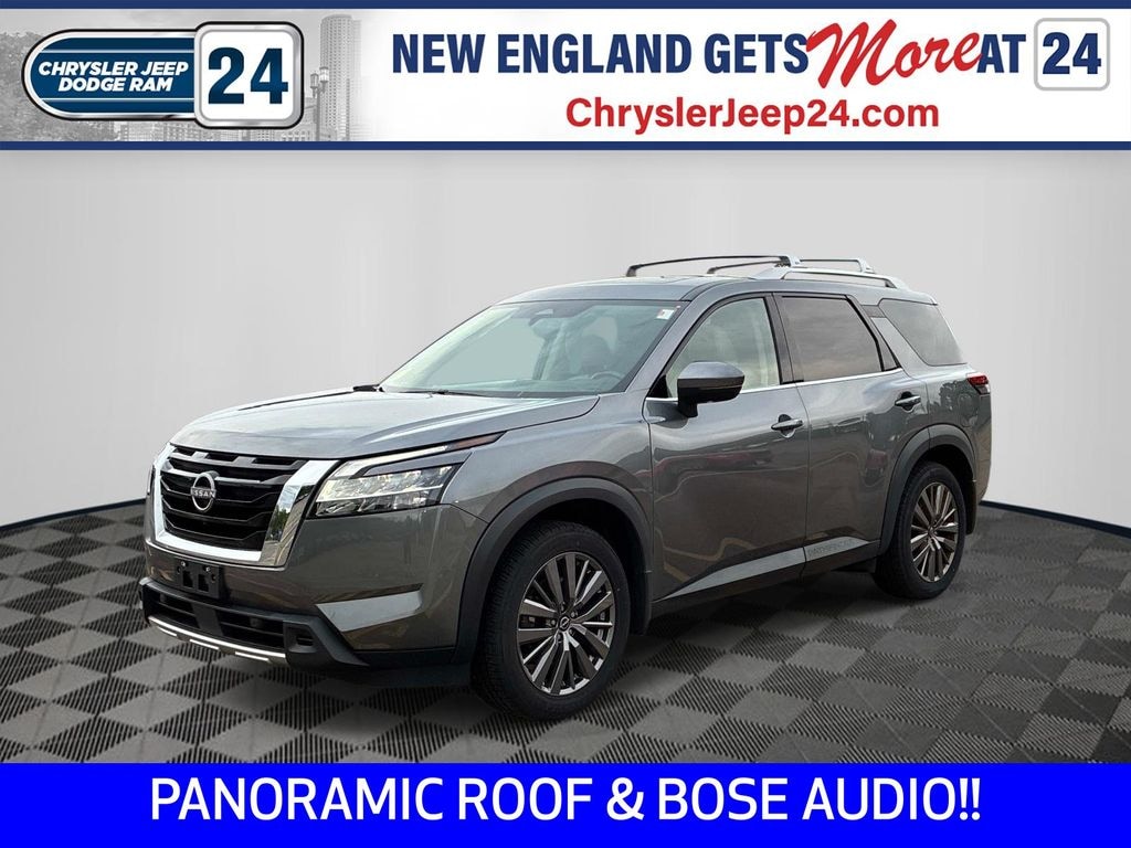 Used 2023 Nissan Pathfinder SL SUV