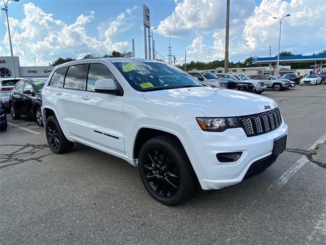 2022 Jeep Cherokee Laredo X photo 3