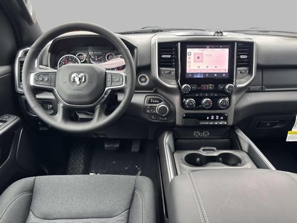 New 2026 Ram 1500 BIG HORN CREW CAB 4X4 5'7 BOX Pickup