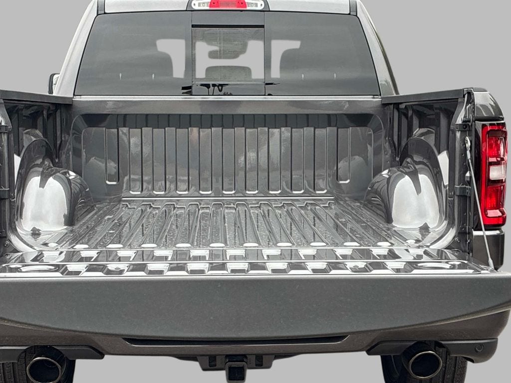 New 2026 Ram 1500 LARAMIE CREW CAB 4X4 5'7 BOX Pickup