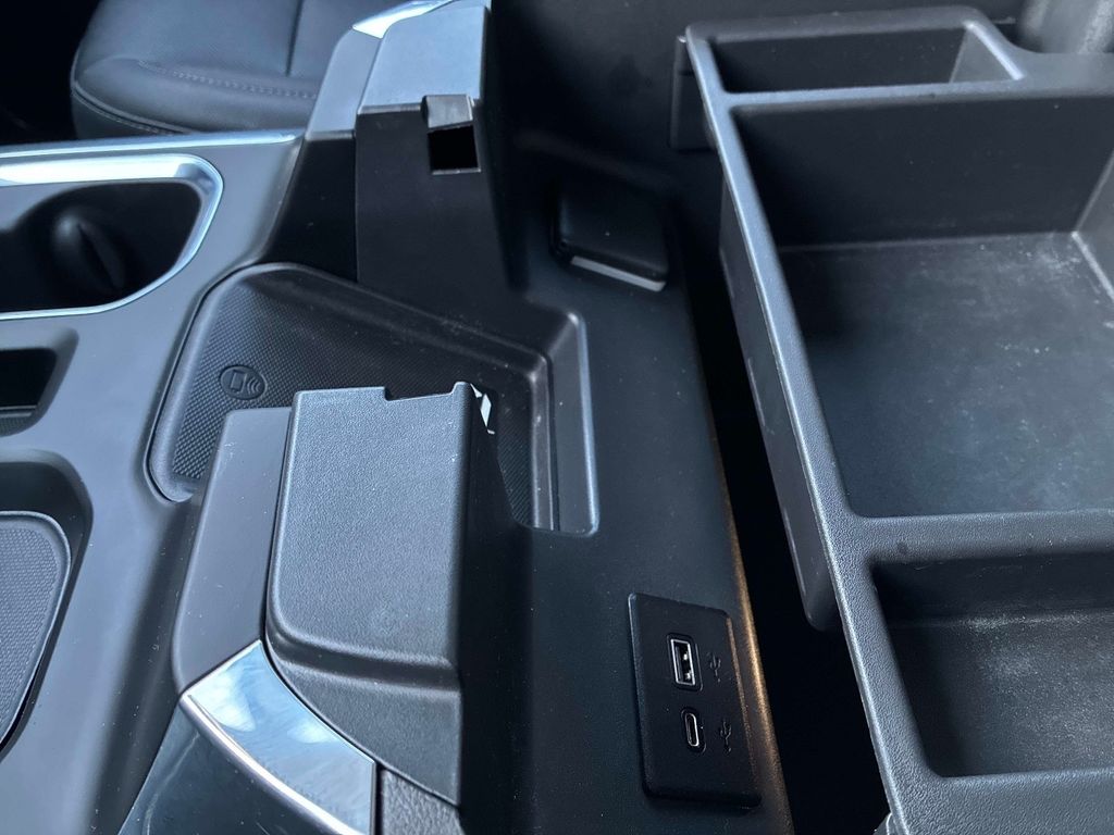 2023 Chevrolet Silverado 1500 LTZ - Photo 38