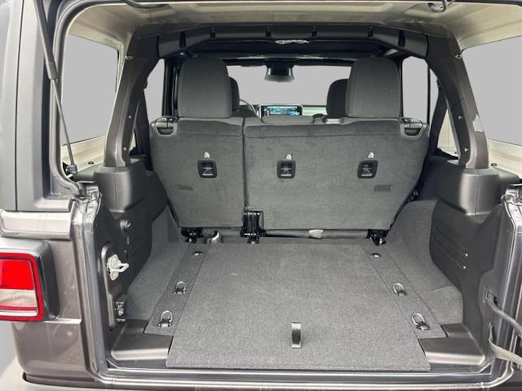 New 2026 Jeep Wrangler 4-DOOR SPORT S Sport Utility