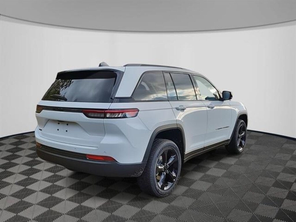 New 2025 Jeep Grand Cherokee ALTITUDE X 4X4 Sport Utility