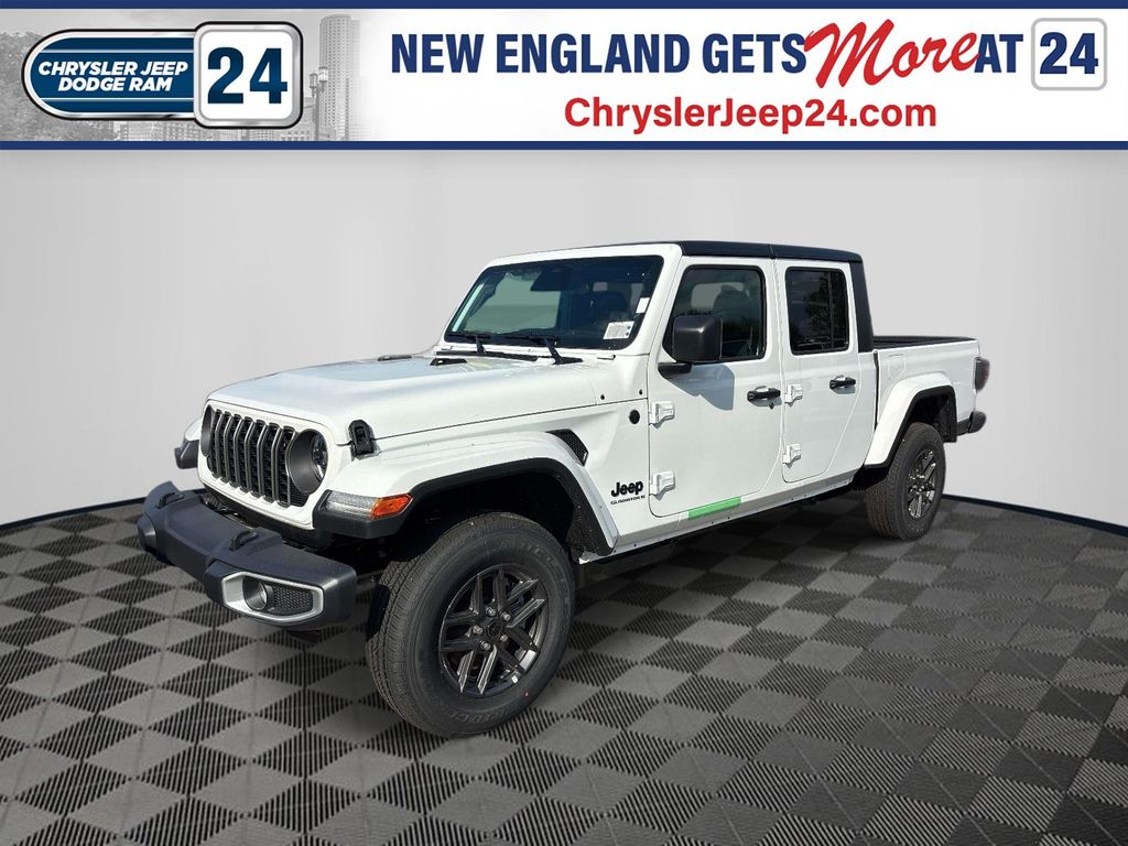 2026 Jeep Gladiator Sport S Auto's photo