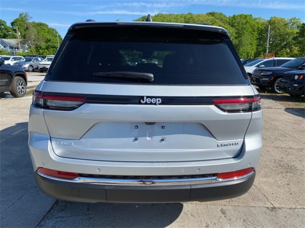 New 2024 Jeep Grand Cherokee LIMITED 4X4 For Sale Somerset MA
